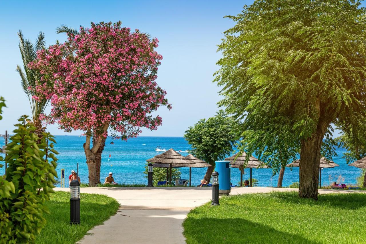 Nausicaa Beach Hotel Protaras Exterior photo